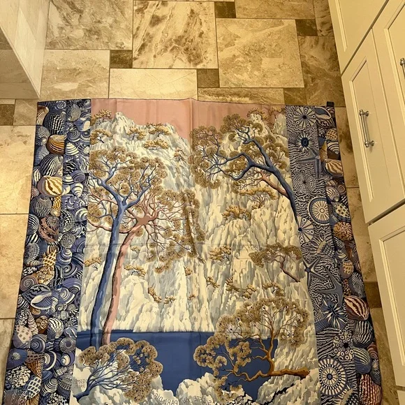 Hermes Silk Sieste Au Paradis Shawl 140 Bleu Glacier Vieux - Picture 3 of 5